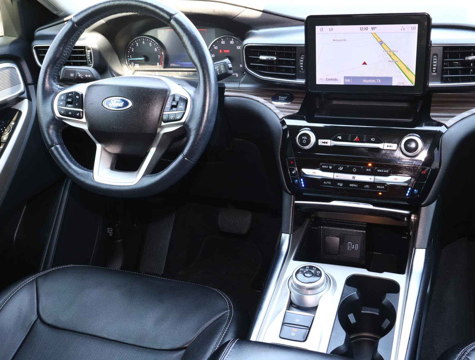 2022 Ford Explorer Limited photo 10
