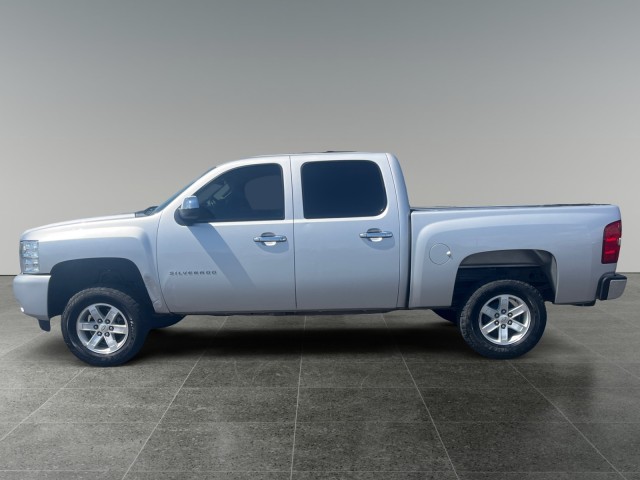 Used 2011 Chevrolet Silverado 1500 LT with VIN 3GCPCSEA1BG119239 for sale in Stratford, TX