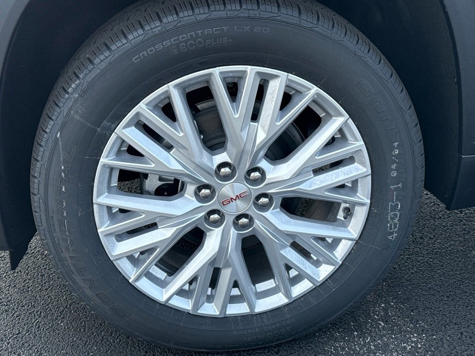 2025 GMC ACADIA - Image 10