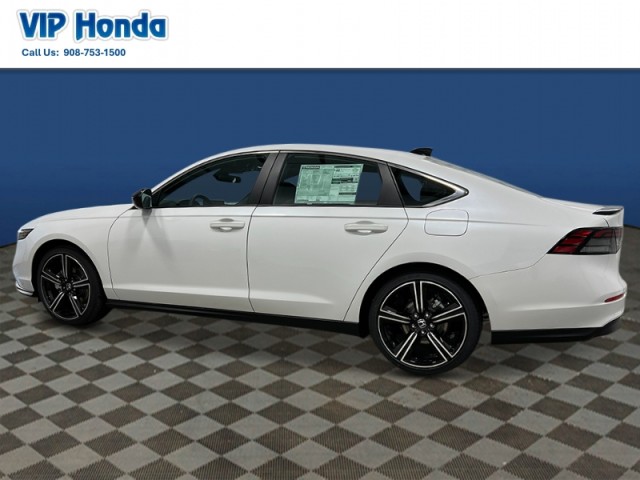2025 Honda Accord Hybrid Sport photo 2