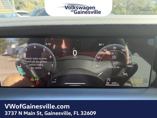 2026 Volkswagen Tiguan SE R-Line Black photo 4