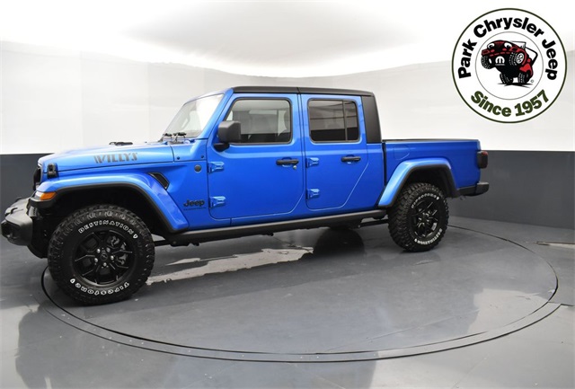 2025 Jeep Gladiator Willys photo 3