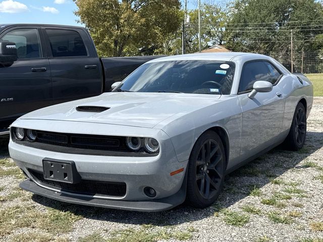 2021 Dodge Challenger GT photo 3