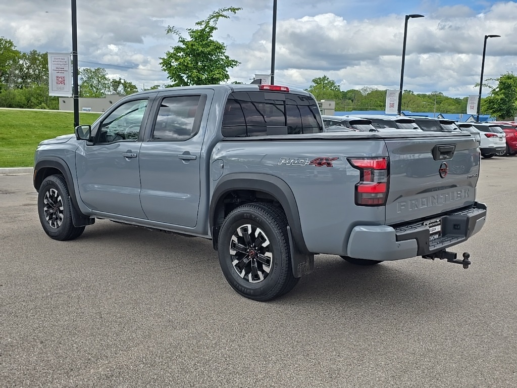 2023 Nissan Frontier PRO-4X photo 4