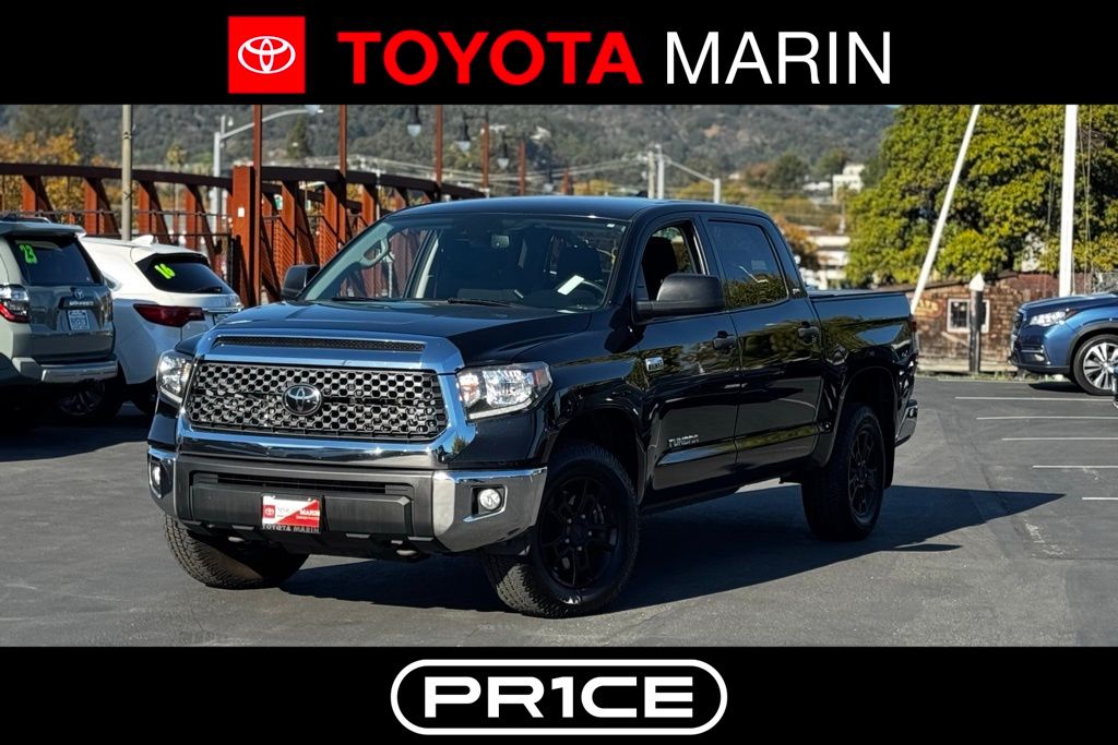 2020 Toyota Tundra SR5's photo