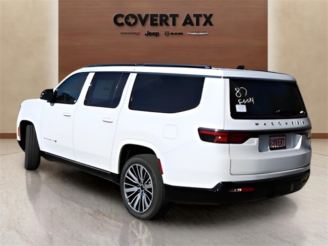 2025 Jeep Wagoneer L Series II photo 3