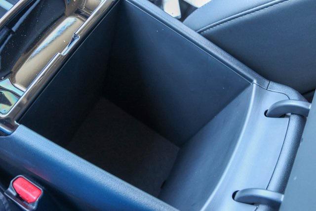New 2025 White Hyundai SEL Convenience image 15