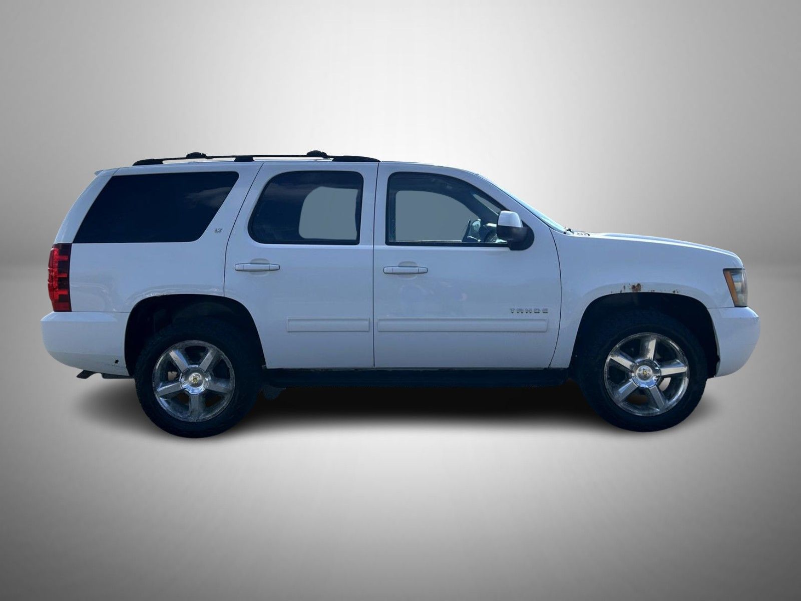 2011 Chevrolet Tahoe LT photo 4
