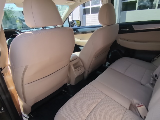 2019 Subaru Outback 2.5i Premium photo 31