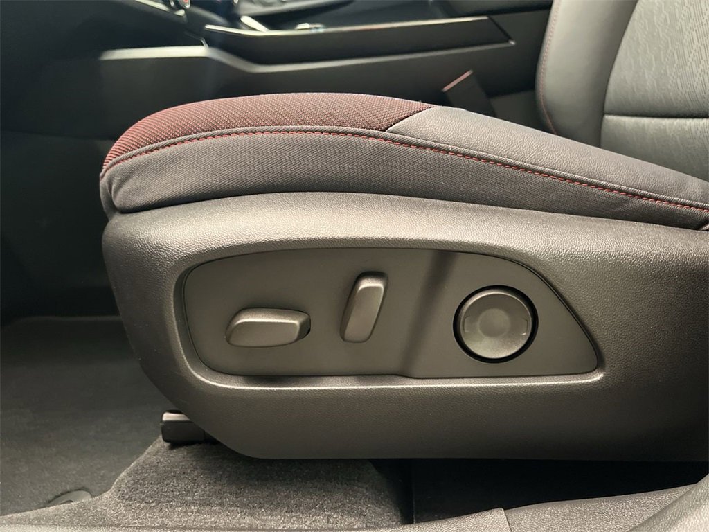 2025 Chevrolet Equinox RS photo 9