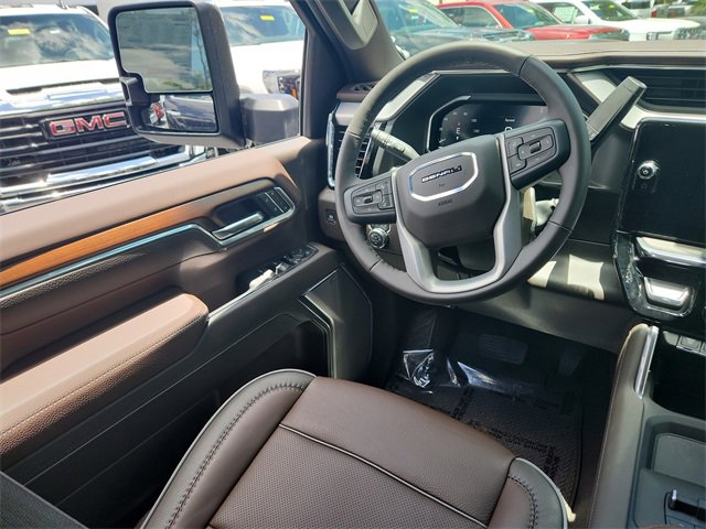 2025 Gmc Sierra HD Denali photo 14