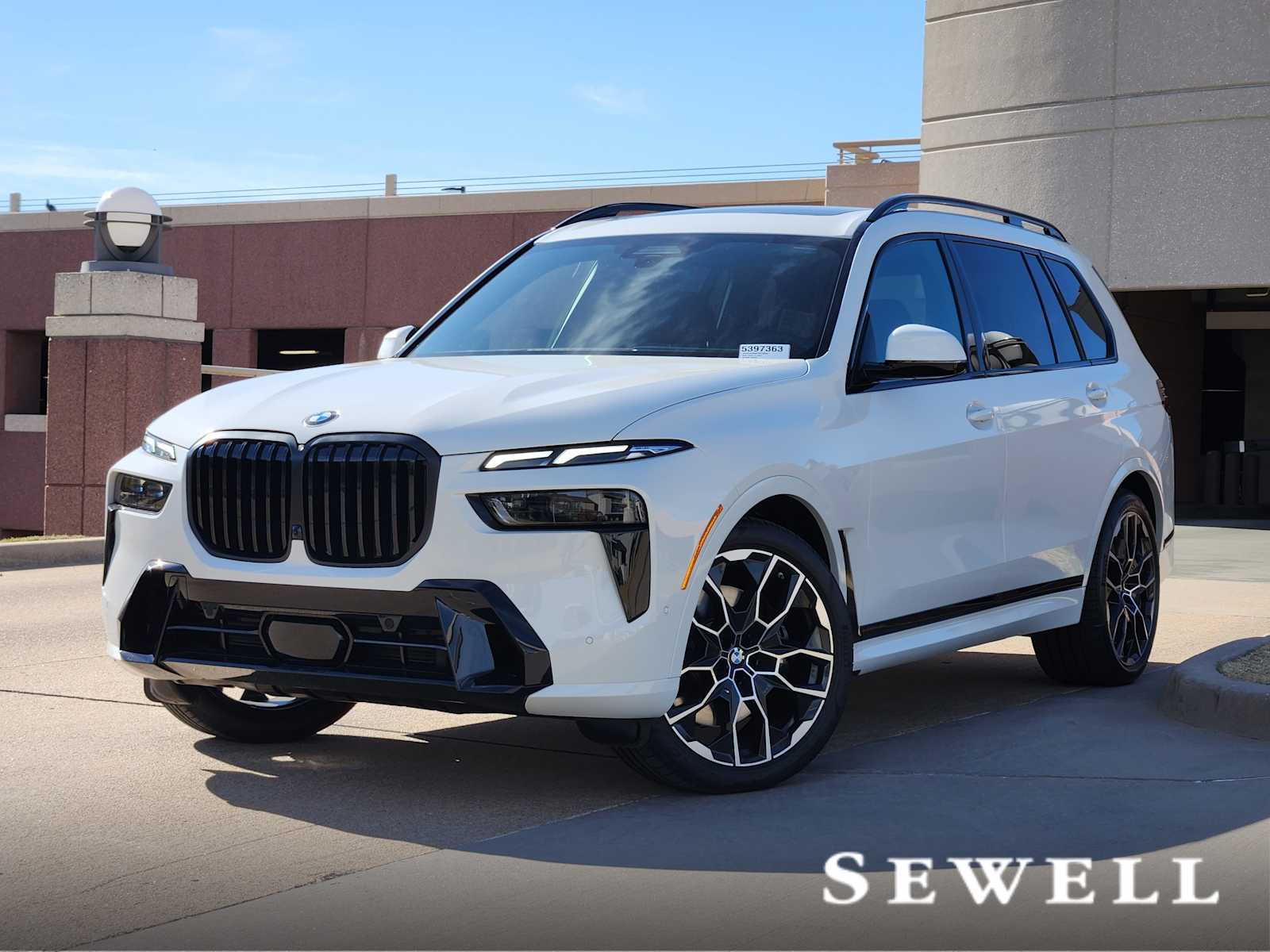 2026 BMW X7 40i's photo