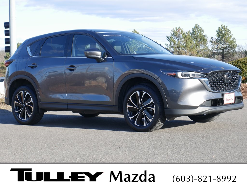2023 Mazda CX-5 S Premium package's photo