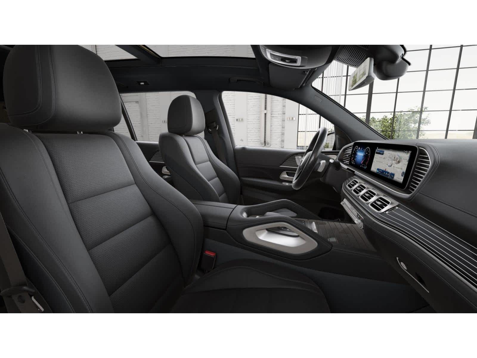 2025 Mercedes Benz GLS 450 4MATIC photo 4