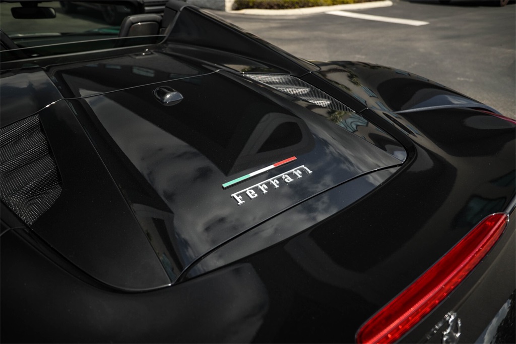 Certified Used 2018 Nero Daytona Metallic Ferrari Base image 16