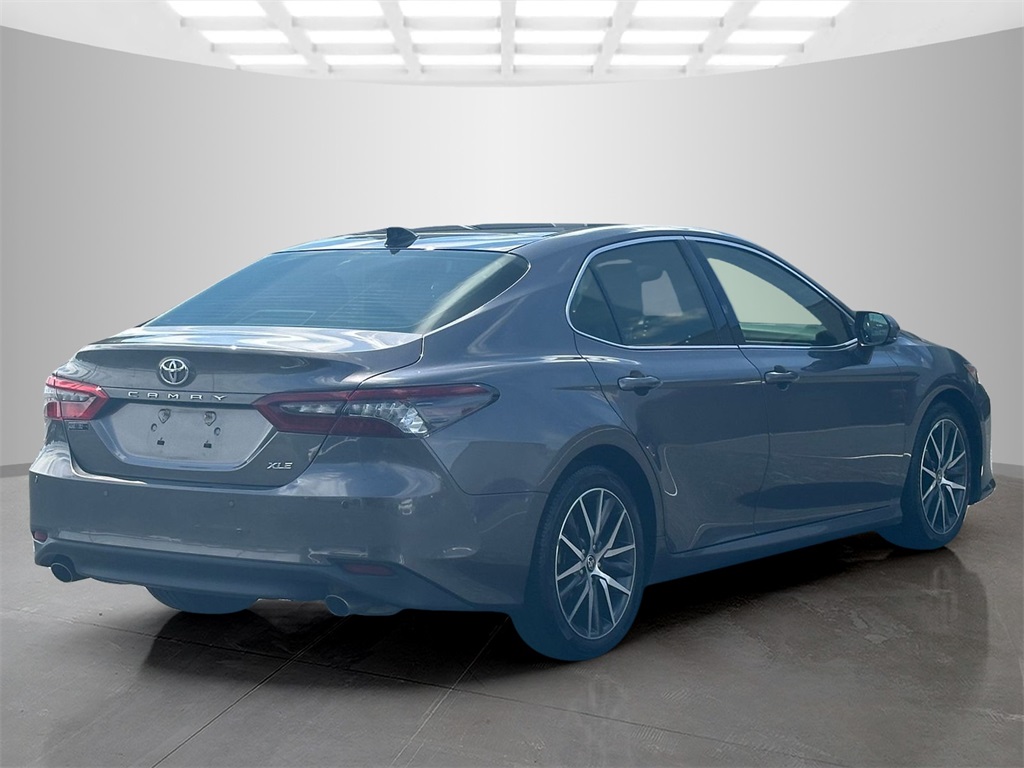 2023 Toyota Camry XLE V6 photo 4