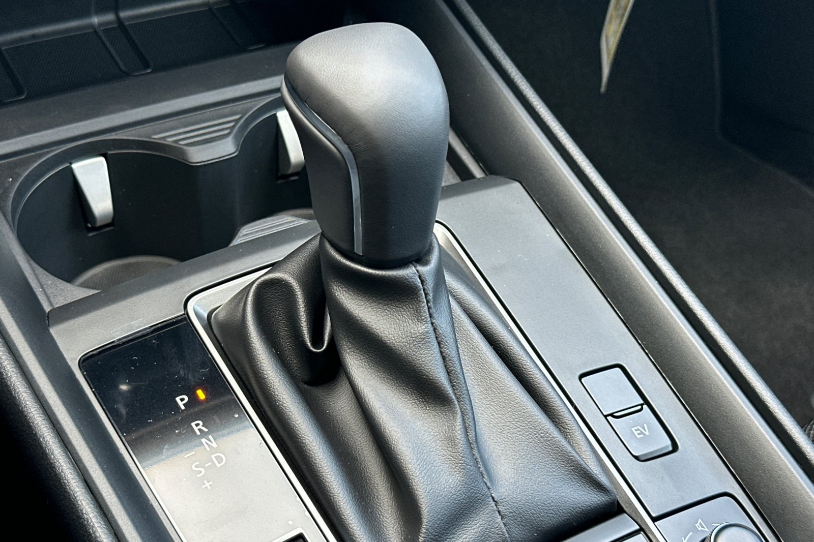 2025 Mazda CX-50 Preferred photo 20