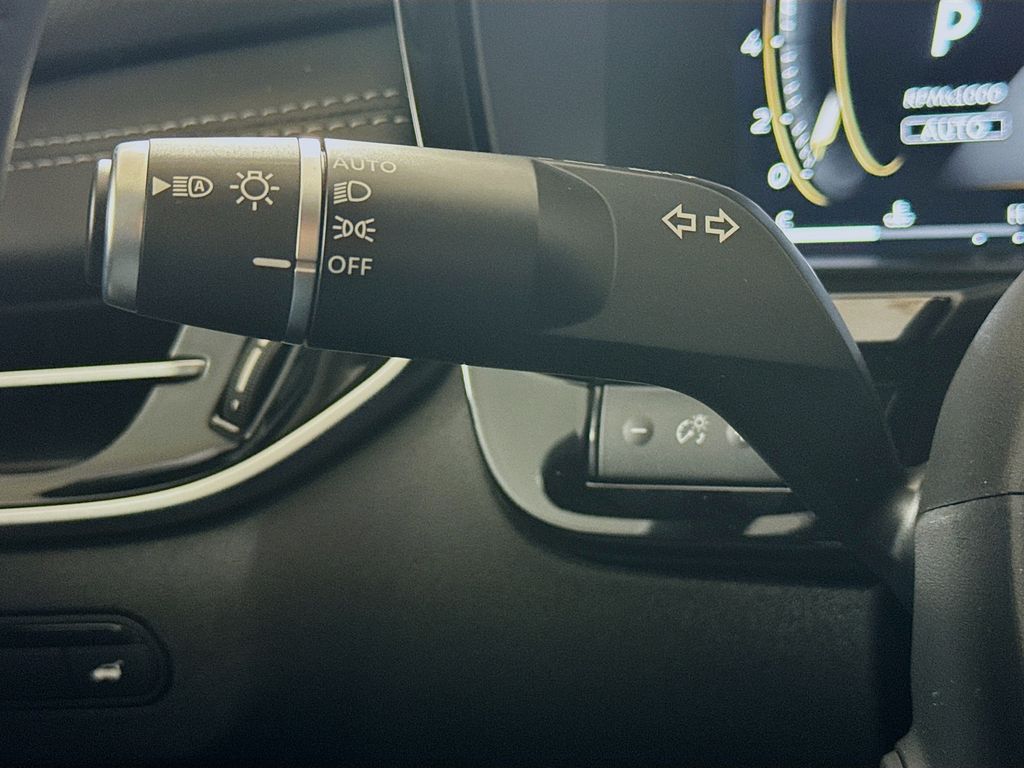 2026 Infiniti QX60 Luxe photo 12