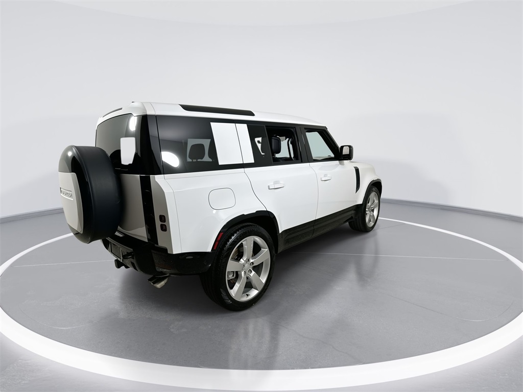 2025 Land Rover Defender 110 X-Dynamic SE photo 8