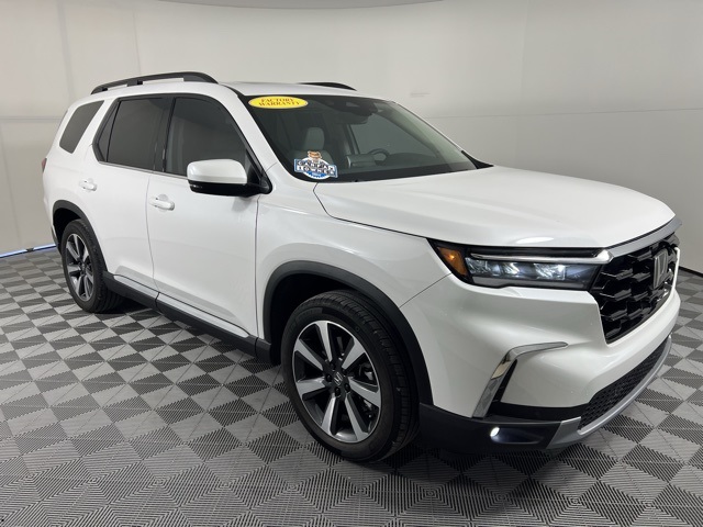 2025 Honda Pilot Touring's photo