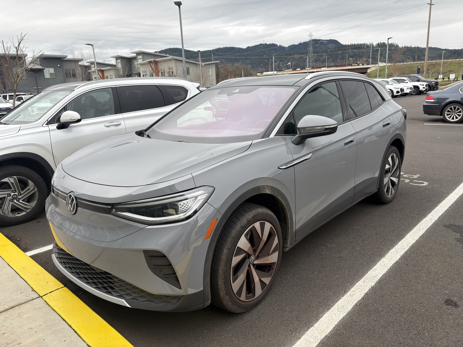 2022 Volkswagen ID.4 Base's photo