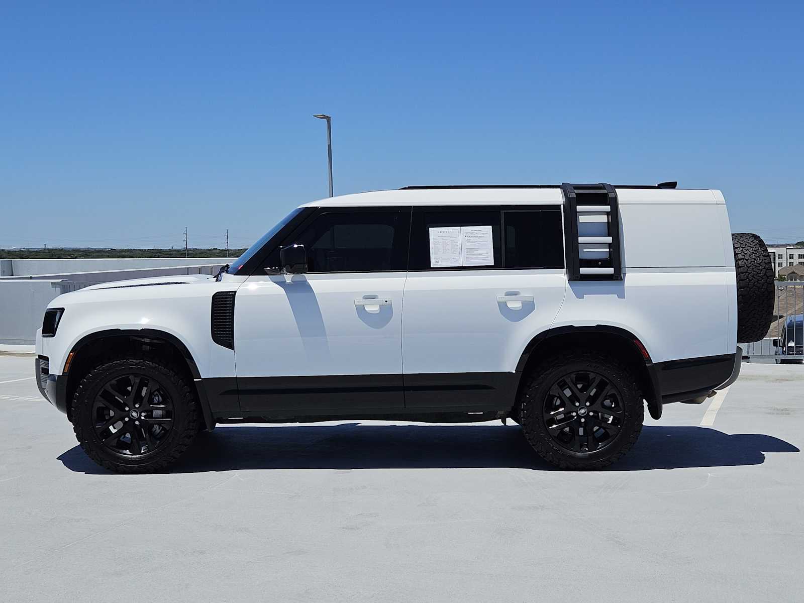2024 Land Rover Defender Outbound photo 4