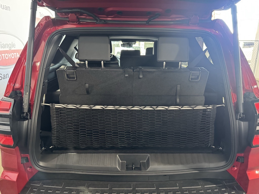 2025 Toyota 4Runner photo 24
