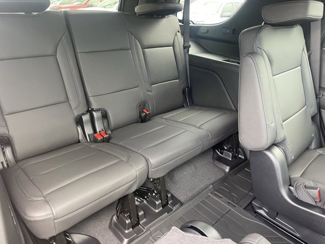2025 Chevrolet Tahoe LT photo 19