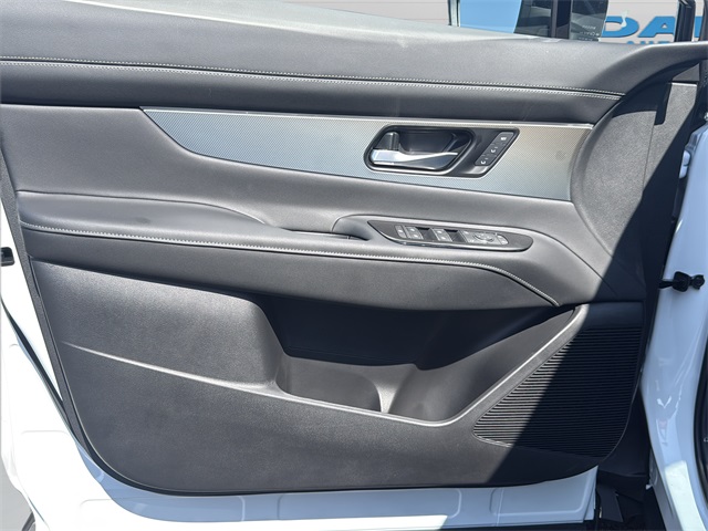 2025 Nissan Murano SL photo 24