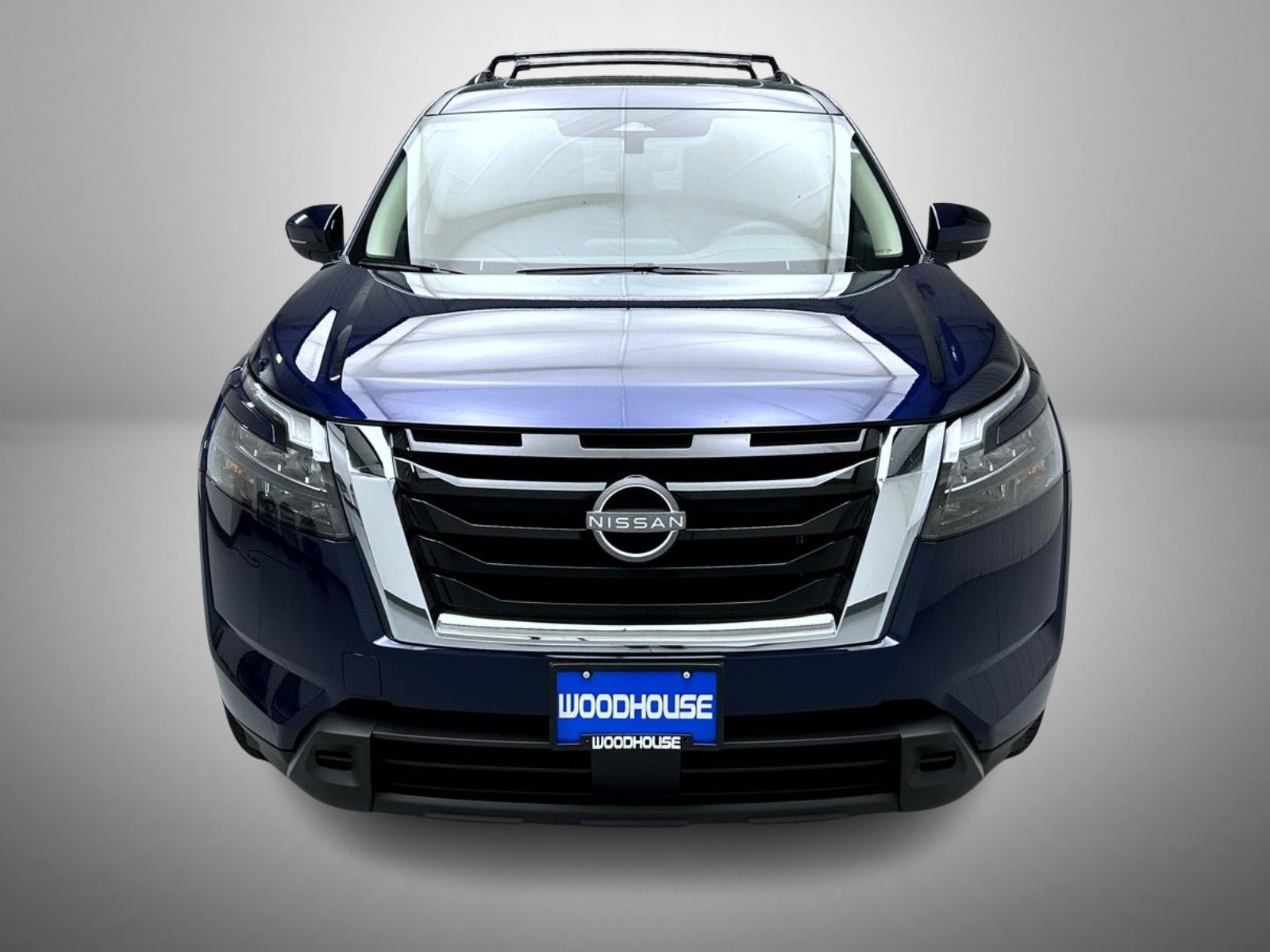 2025 Nissan Pathfinder SV photo 2