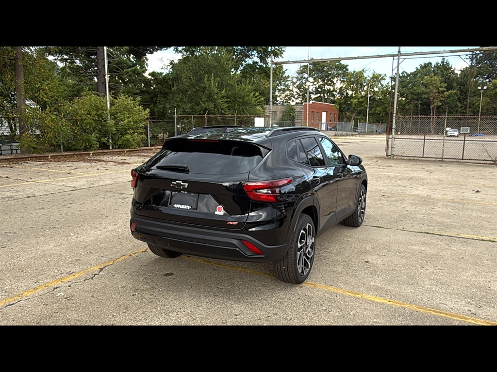 2026 Chevrolet Trax photo 3