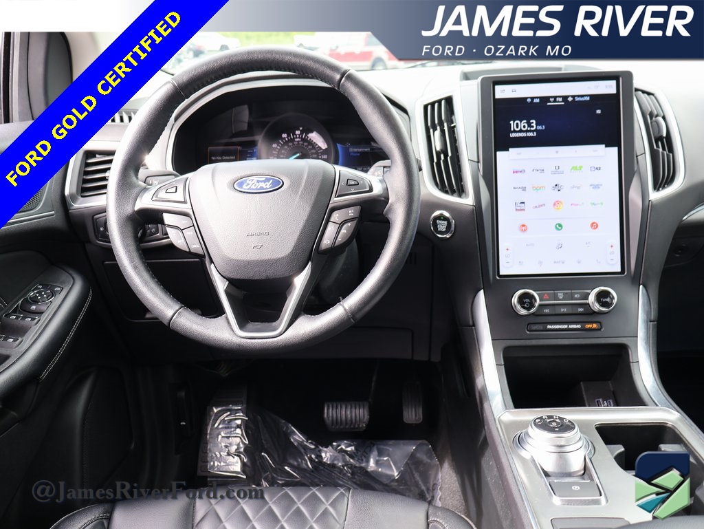 2024 Ford Edge Titanium photo 13