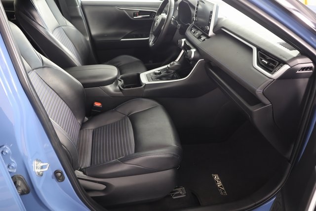 2022 Toyota RAV4 Hybrid XSE photo 23