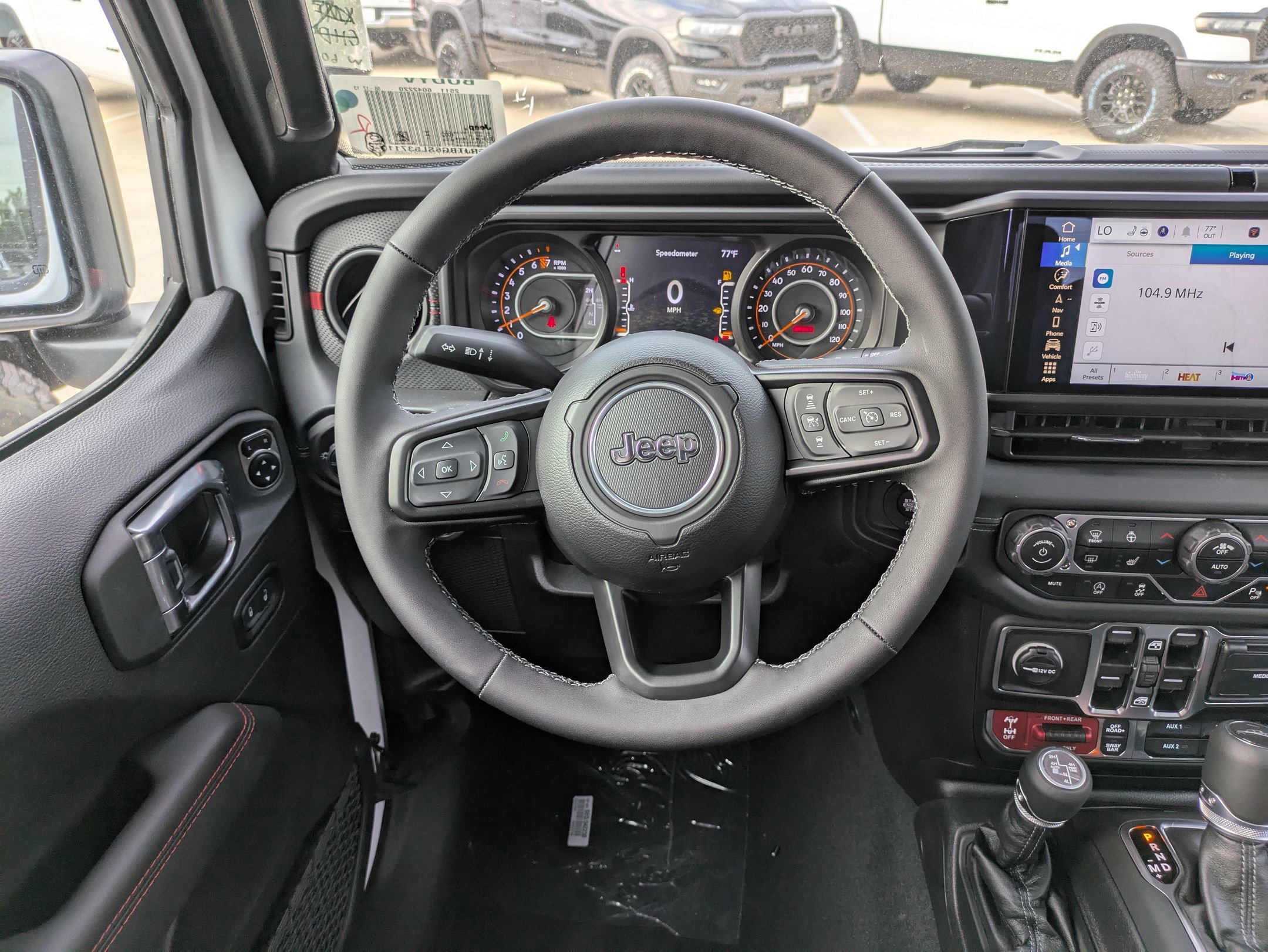 2025 Jeep Gladiator Rubicon photo 15