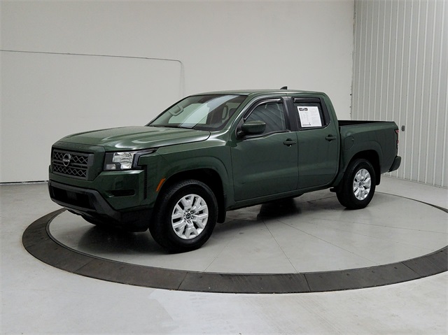 2022 Nissan Frontier SV photo 3