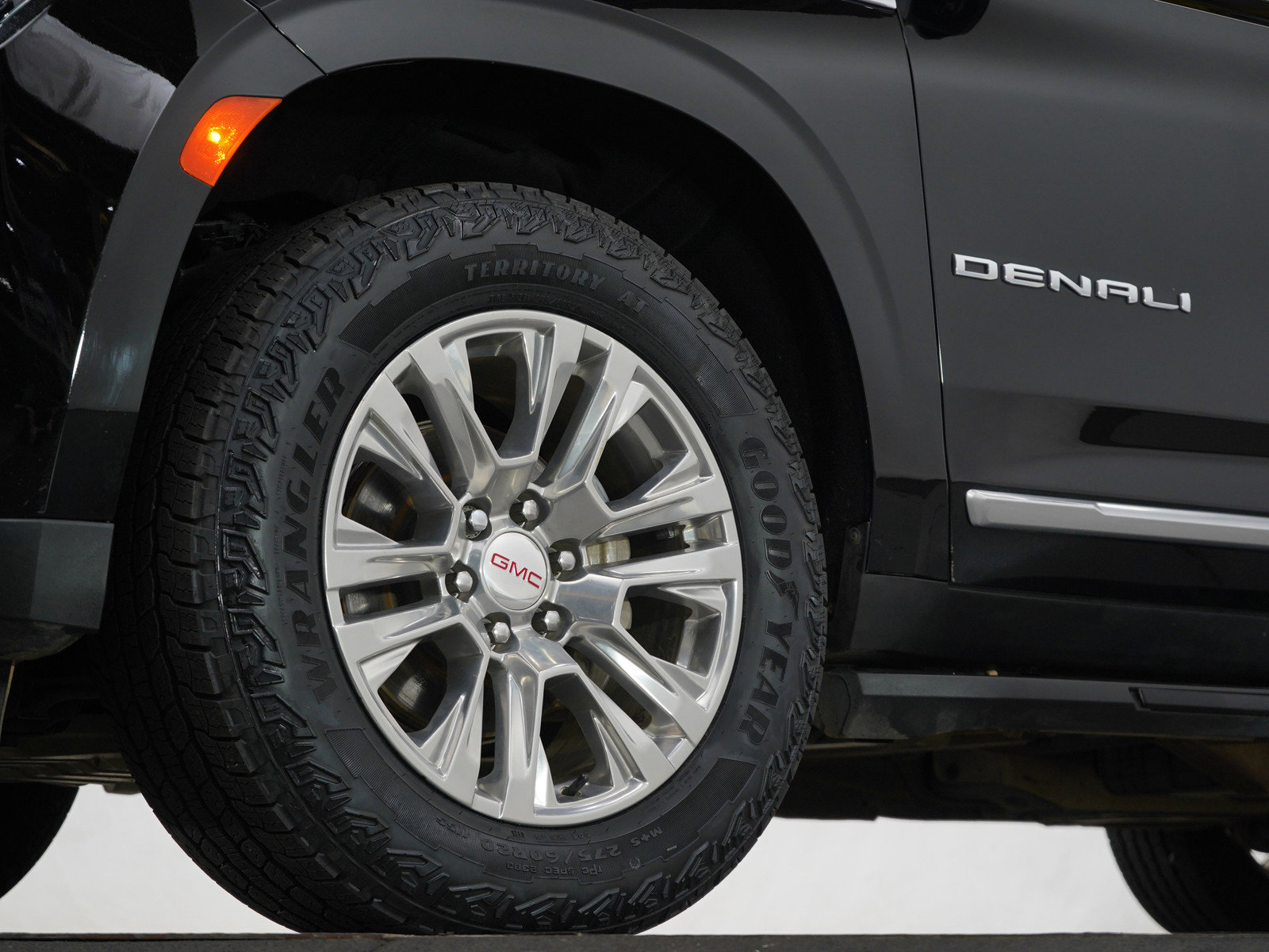 2023 Gmc Yukon XL Denali photo 32