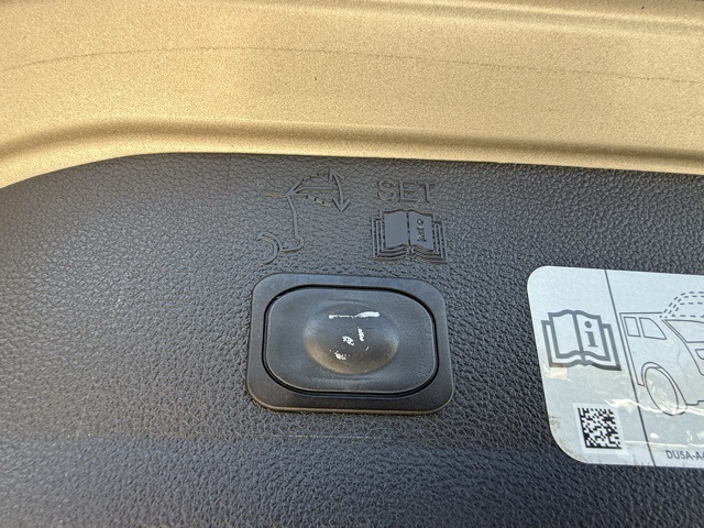 2018 Ford Escape Titanium photo 17