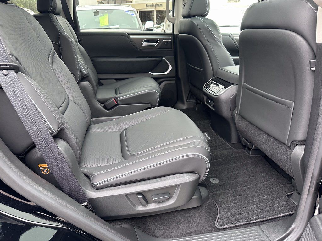2025 Infiniti QX80 Luxe photo 33