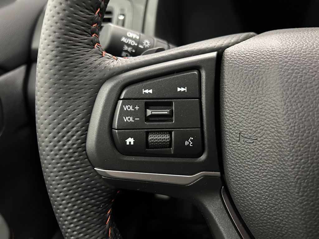 2025 Honda Ridgeline TrailSport photo 11