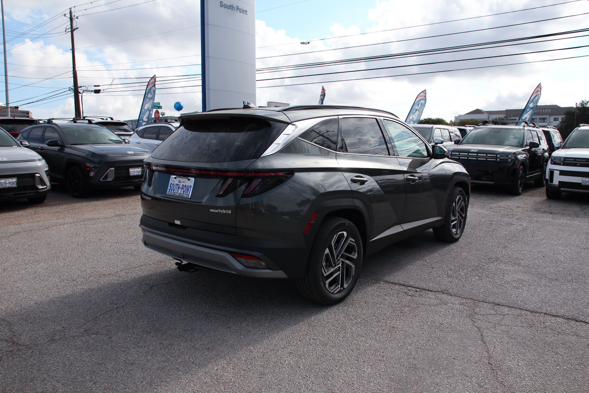 2025 Hyundai Tucson Hybrid Limited photo 3