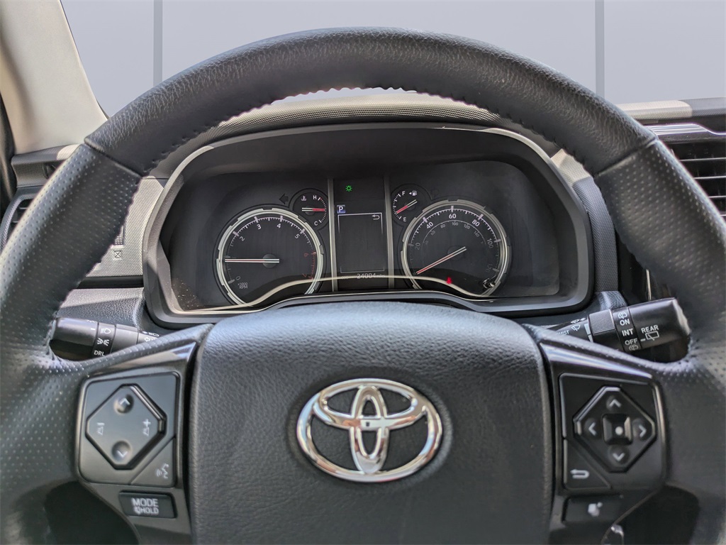 2024 Toyota 4Runner TRD Off-Road Premium photo 24