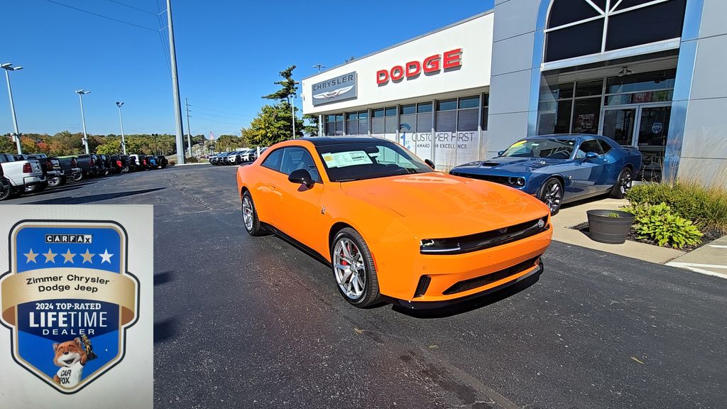 2026 Dodge Charger Daytona Scat Pack's photo