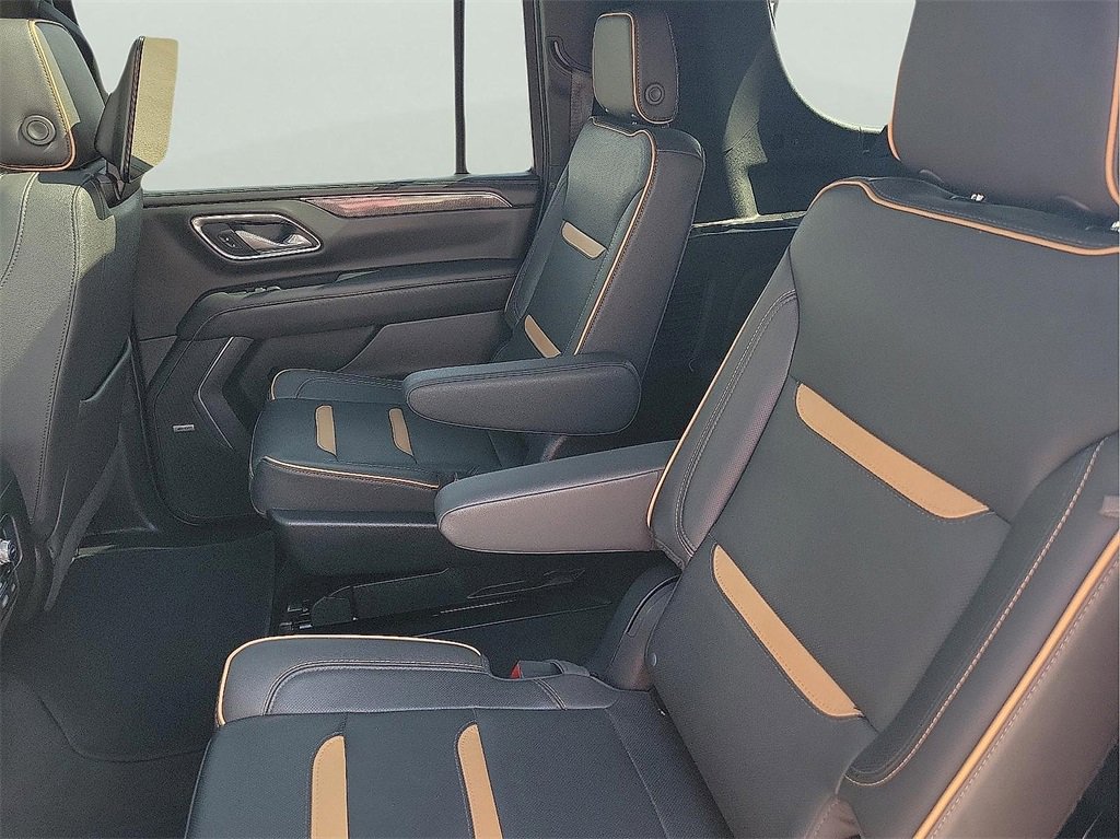 2023 Gmc Yukon XL AT4 photo 13