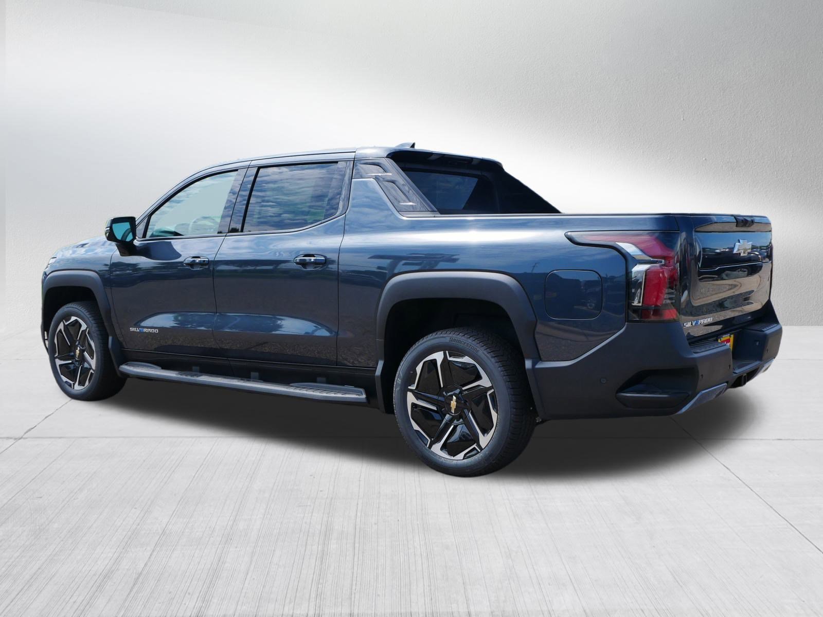 2026 Chevrolet Silverado EV LT photo 2