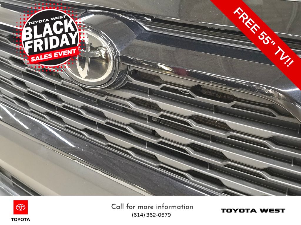 2023 Toyota RAV4 LE photo 2