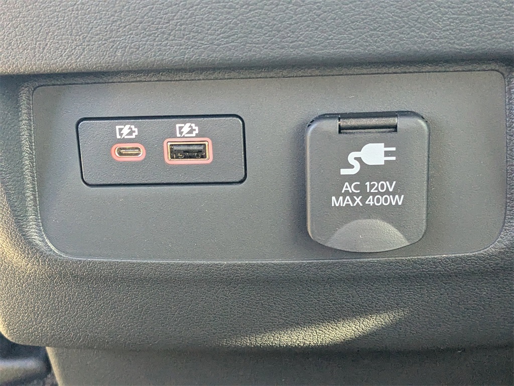 2026 Nissan Frontier PRO-4X photo 14