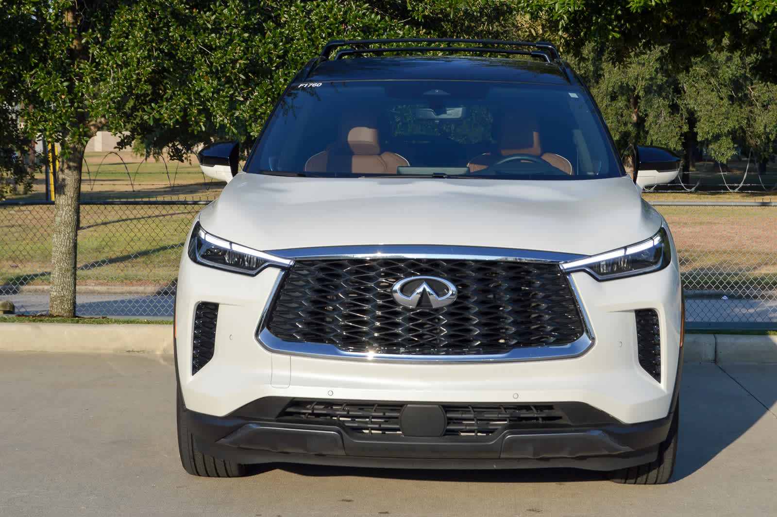 2025 Infiniti QX60 Autograph photo 2