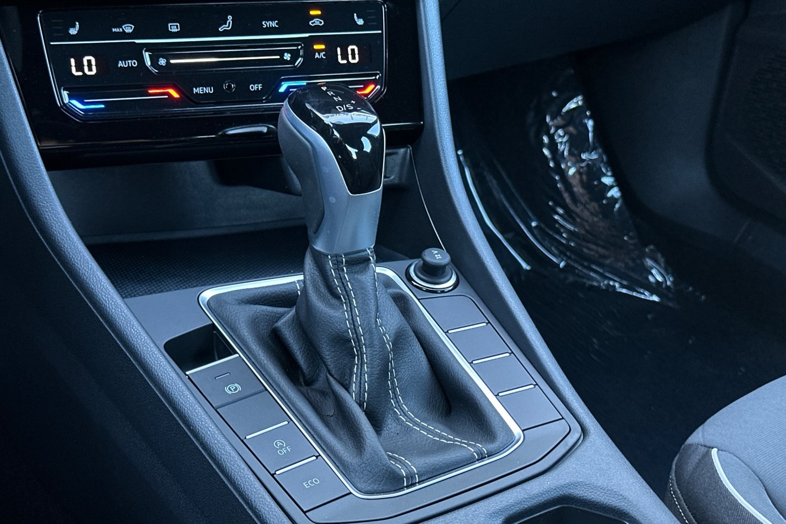 2025 Volkswagen Jetta 1.5T Sport photo 20