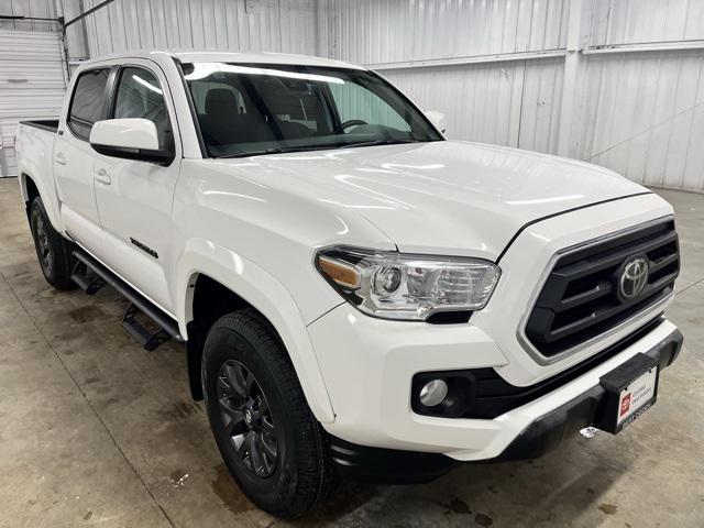 2023 Toyota Tacoma SR5's photo