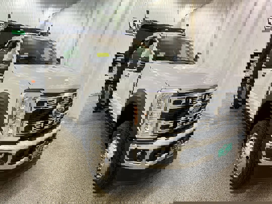 2024 Ford F-550 Super Duty Chassis Cab XL's photo